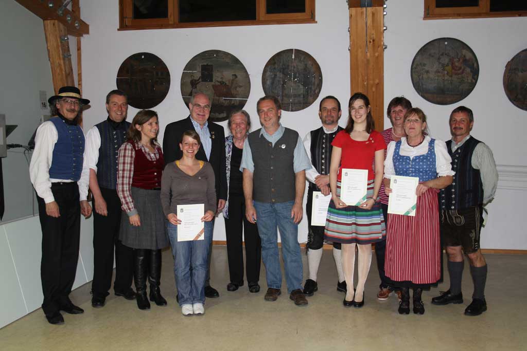 v.l.n.r.: 1.SM Jakob Stainer, Alfred Klotz, Lisi Stainer, Steffi Böhm, Andreas Filgertshofer, Katharina Kellringer, Thomas Widmann, Micha v. Nordheim, Anna Schweizer, Ursl Schweizer, Edeltraud Scheidl und Thomas Betz