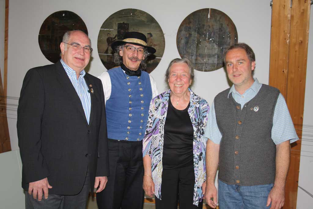 v.l.n.r.: Andreas Filgertshofer, 1.SM Jakob Stainer, Katharina Kellringer und Thomas Widmann