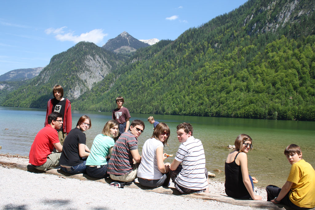 V.l.n.r.: Maximilian Treml, Stephan Kettl (stehend), Sabine Kettl, Anna Schweizer, Maxi Ulreich (stehend), Dominik Schmidt, Willi Pinault (stehend), Eva Stainer, Michael Janker, Katja Hirmer, Leon Steffens