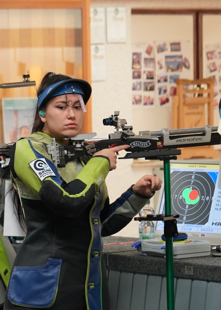 Alisa Zirfaß