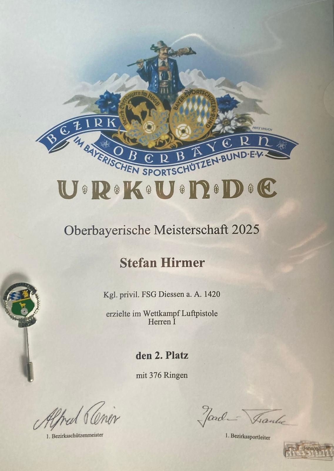 Oskar Grobrügge und Gesa Pielke gewinnen Silber und Bronze im KK 50 stehend bei den Bezirksmeisterschaften
